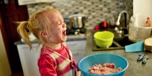 Kuriton kakara vai kuormittunut lapsi?